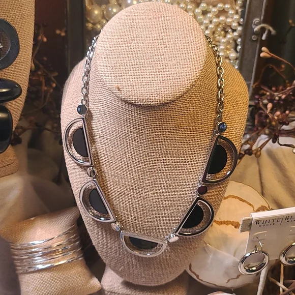 Modern Working Wardrobe by J. Crew, Chico's, WHBM, & Nine West!  11-Items! - Picture 4 of 16